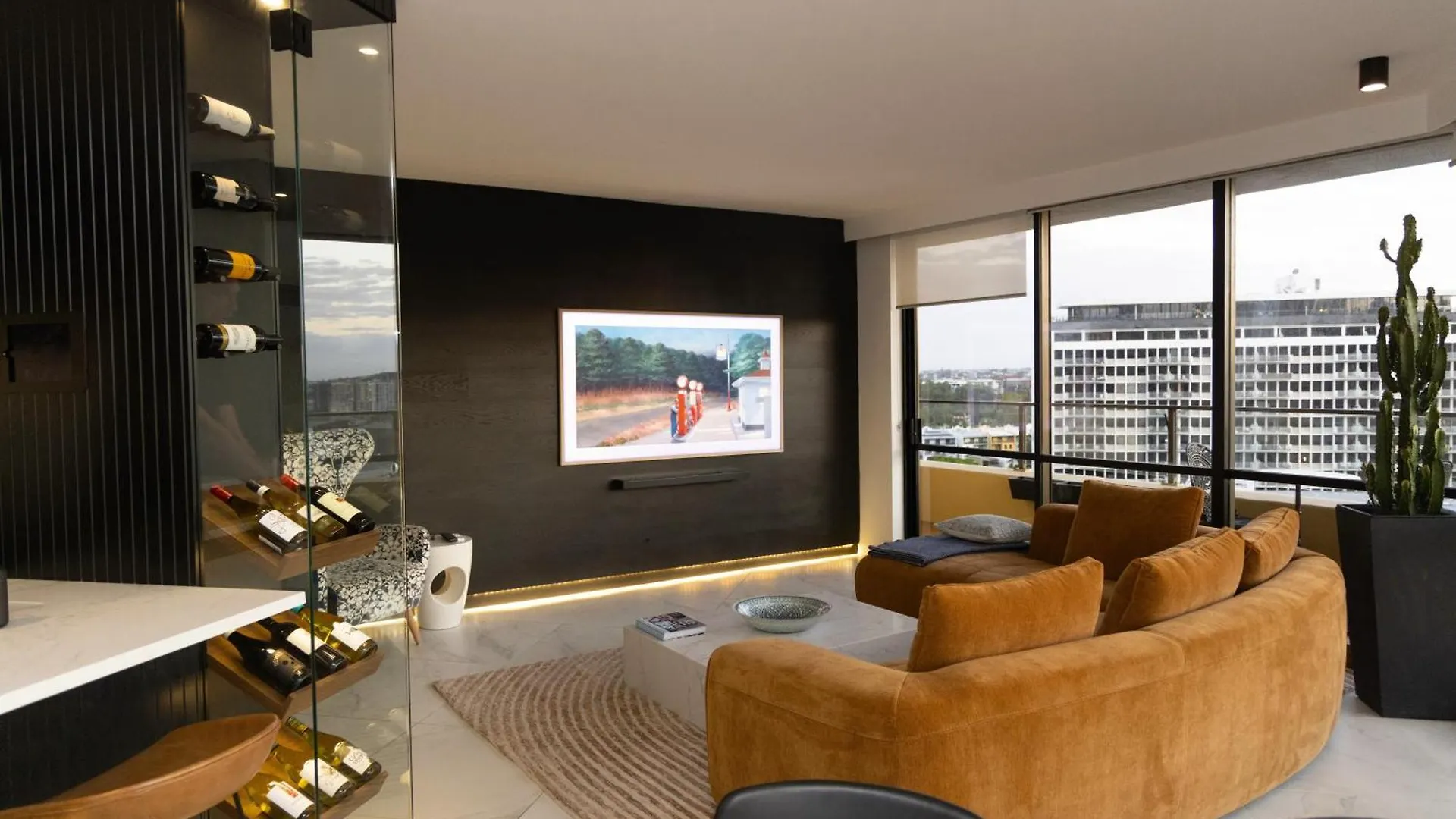 Sub Penthouse - Large Luxury 2 Bedroom Apartment Brisbane